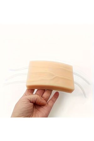 نموذج تدريب واقعي للنزيف مع دم اصطناعي